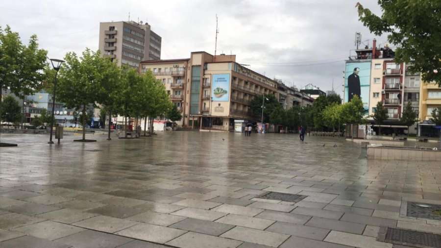 Shqiptarët nga Shqipëria që duan të jetojnë e punojnë në Kosovë, hasin vështirësi të mëdha për lejet e qëndrimit