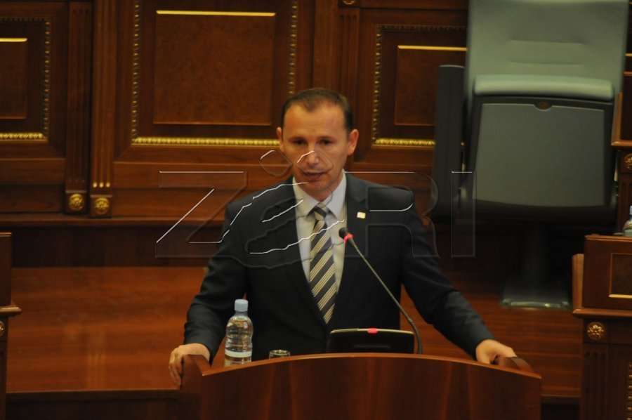 Zemaj: Punëtorët në Kosovë s’kanë trajtim dinjitoz nga punëdhënësit