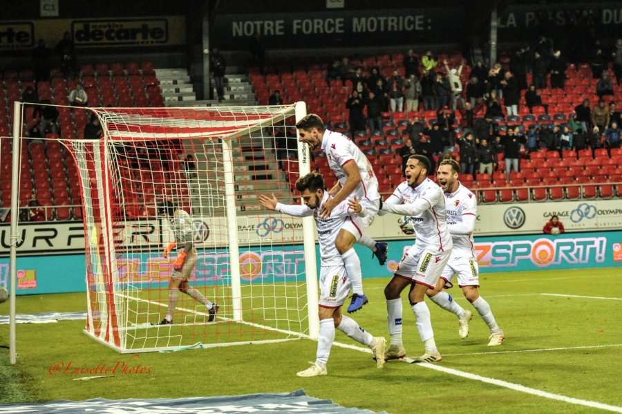 Liga e Zvicrës 'pushtohet' nga shqiptarët, Bastien Thoma shënon supergol në minutën e fundit