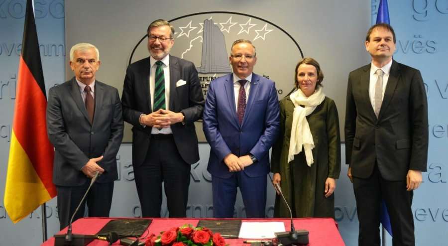 Gjermania mbështet Kosovën me 2 milionë euro për Qeverisjen e Mirë Financiare