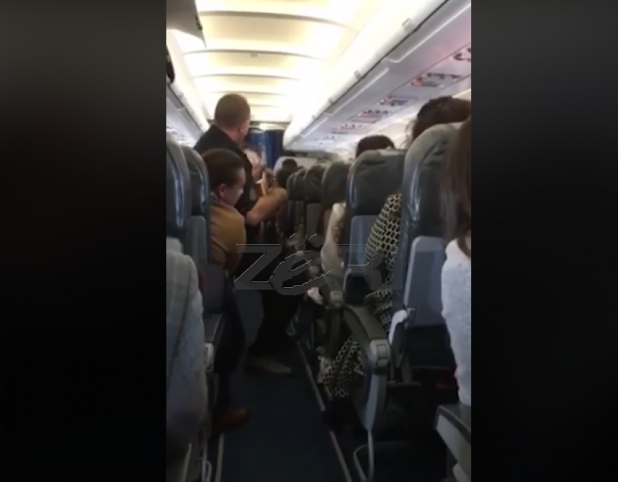 Bashkatdhetarët me këngë e çifteli marrin rrugën për Gjermani, kështu këndojnë në aeroplan