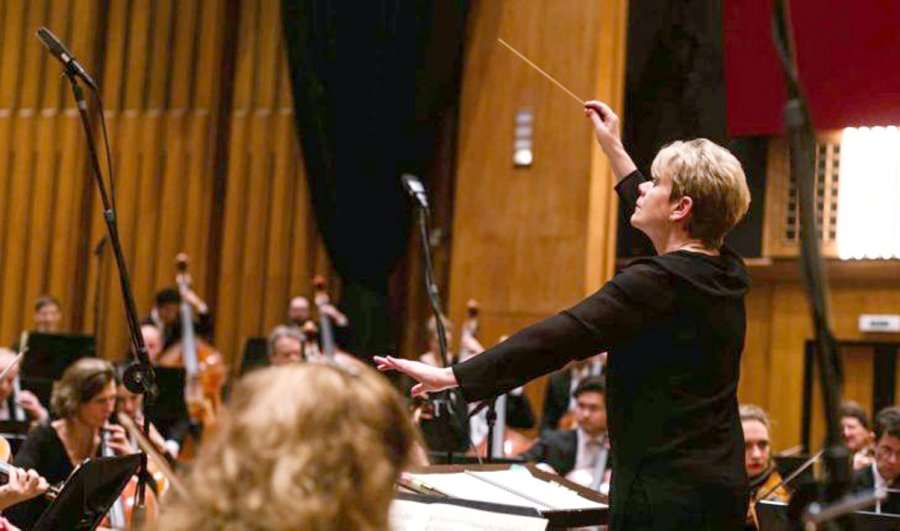 Marin Alsop, dirigjentja e parë femër e Orkestrës së Vjenës
