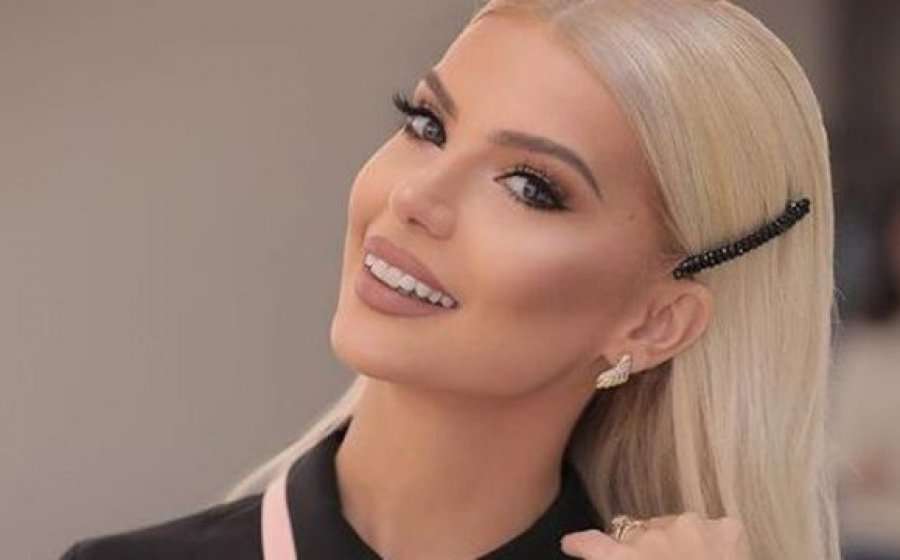 E mahnitshme në emision! Nuk do ta besoni sa ka kushtuar ‘jumpsuiti’ i Marina Vjollcës