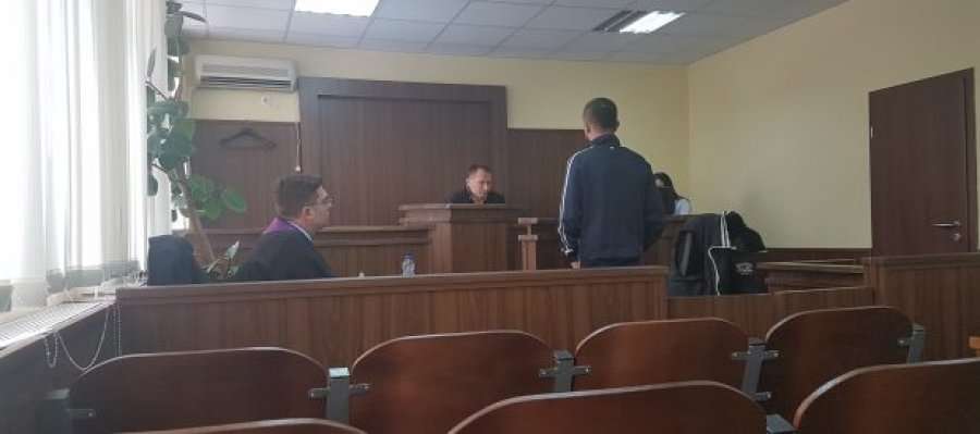 Dënohet me 300 euro gjobë për 1 gram marihuanë
