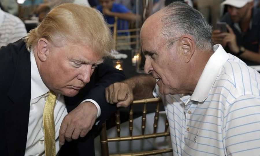 Hetime federale ndaj avokatit të Trumpit