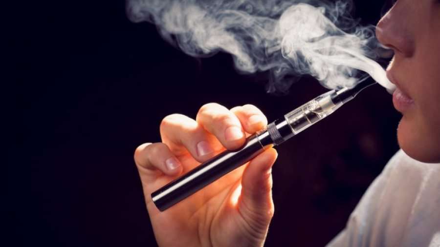 Cigaret elektronike vranë së fundi 42 njerëz në SHBA, mbi 2000 të sëmurë për tetë muaj