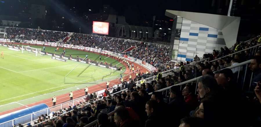 Gjesti i madh i tifozëve për futbollistët e Kosovës pas ndeshjes me Anglinë