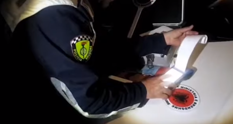 Policia heq 135 patenta: Aksidentet, pasojë e shpejtësisë dhe çmendurisë