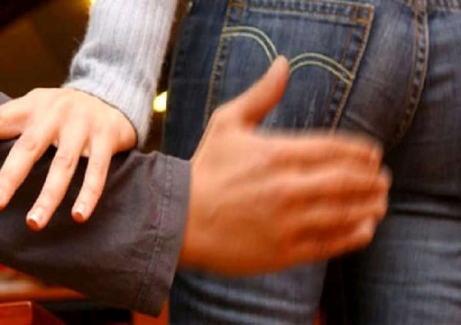 Arsimtari qe ngacmoi seksualisht nxënësen e mitur, kthehet në vendin e punës!