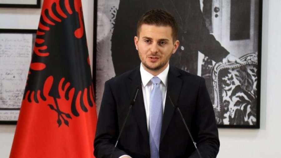 Dështimi me negociatat: Pa u mbushur 24 orë, Cakaj në konferencën e dytë