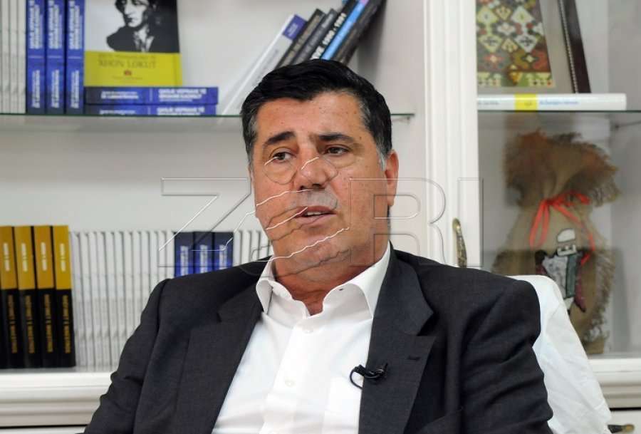 Haziri suspendon zyrtarin që u arrestua nën dyshimin për falsifikim dokumentesh