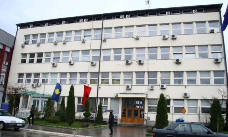Në Gjakovë mbahet karnavali i parë i librit