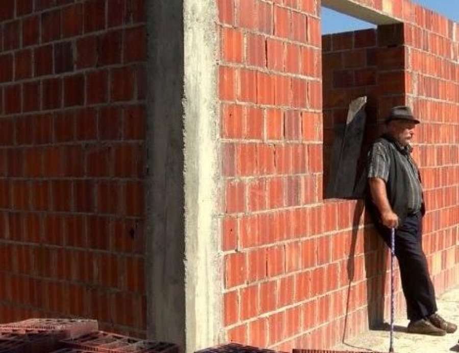 Taksa që i ndan shqiptarët, banorët e veriut të Shqipërisë blejnë vetëm ushqime në Kosovë