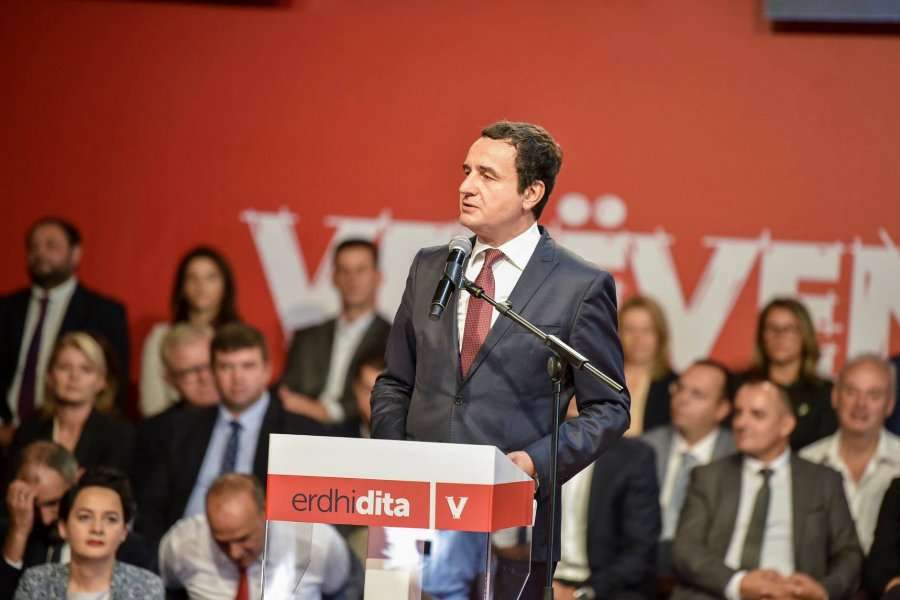 Albin Kurti sot do të shkojë në xhami