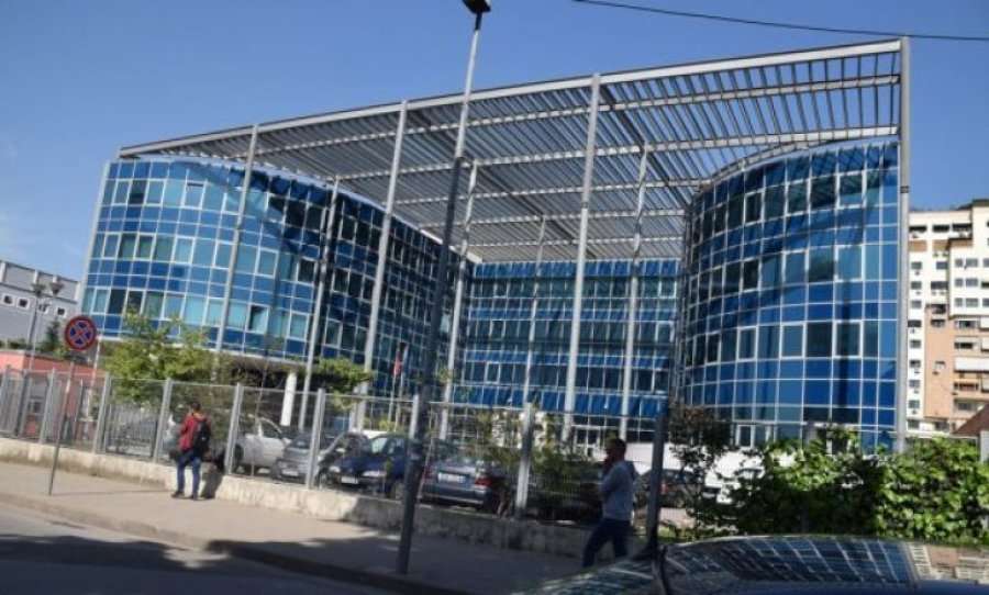 Gjykata e Apelit i vërteton dënimin me 21 vite burg djalit që mbyti babain e tij me çekiç