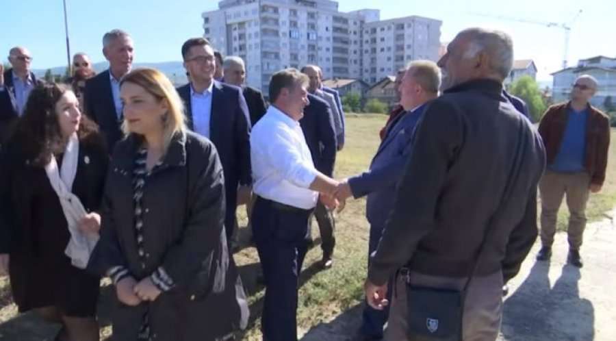 Vjosa Osmani nuk i flet ish-komandantit të Koshares që kaloi në PDK