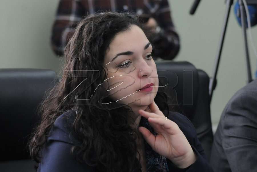Vjosa Osmani pas tërmeteve: Shqipëri, jemi me ju