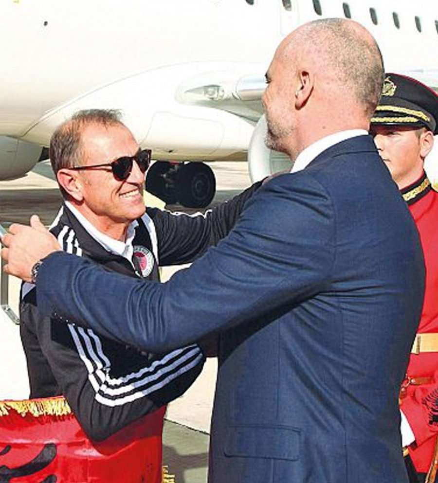 De Biasi: Edi Rama trullosi pasanikët e Evropës, Italia nuk do jetë më kurrë si më parë për shqiptarët