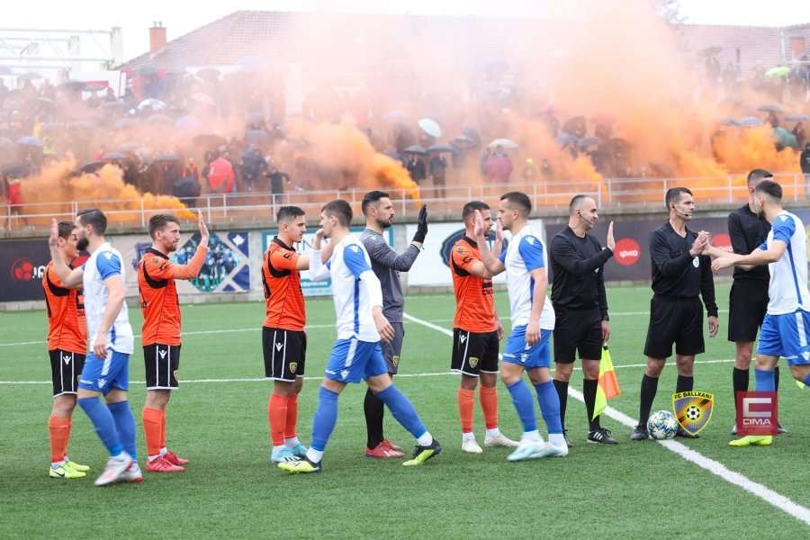 Klubet e Superligës kërkon mjete nga FFK-ja, kjo është përgjigja e Agim Ademit