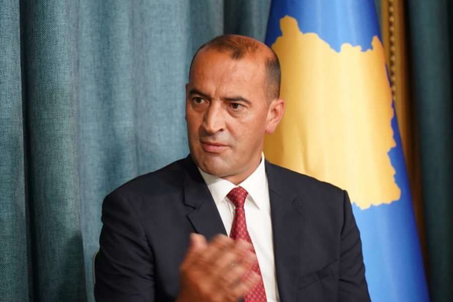 Haradinaj: Duhet pasur kujdes, në mesin e mjekëve nga Serbia mund të ketë agjentë serbë apo rusë