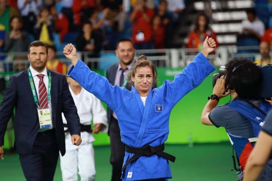 Majlinda Kelmendi kujton me krenari 7 gushtin 2016: Medaljes Olimpike iu gëzuan të gjithë shqiptarët
