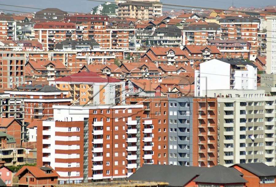 Shtyhet për 12 muaj afati për dorëzimin e aplikacioneve për ndërtimet pa leje