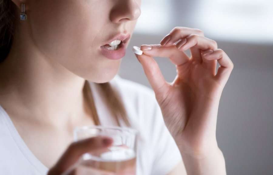 Nëse po pini antibiotikë, këto shqetësime i keni prej tyre