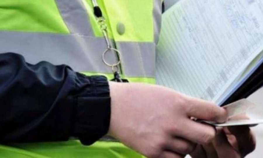 Zhvilluan gara të shpejtësisë, ndalohen dy shoferë në Ferizaj