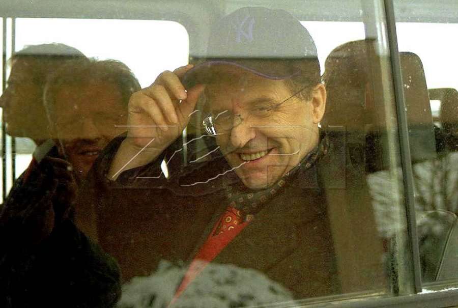 Shefi i EULEX-it flet për takimin me Ibrahim Rugovën: E takova në një dhomë plot tym