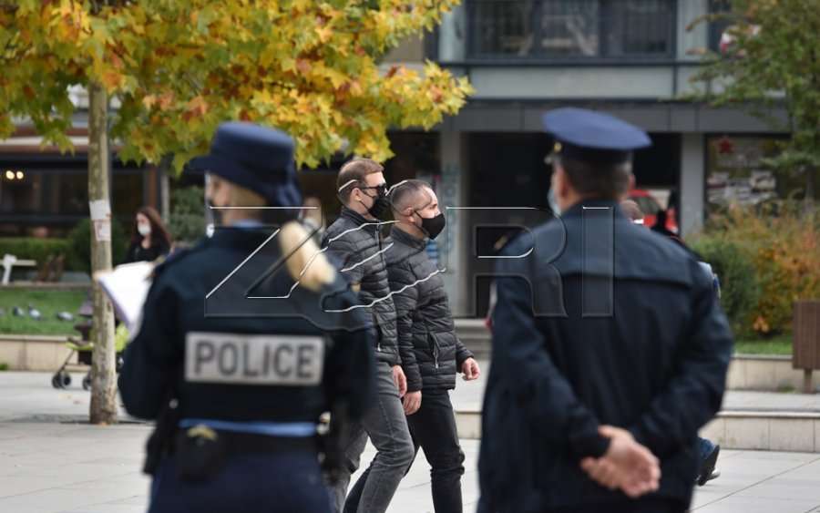 Mbi 700 gjoba gjatë 24 orëve për qytetarët që nuk respektuan masat anti-COVID