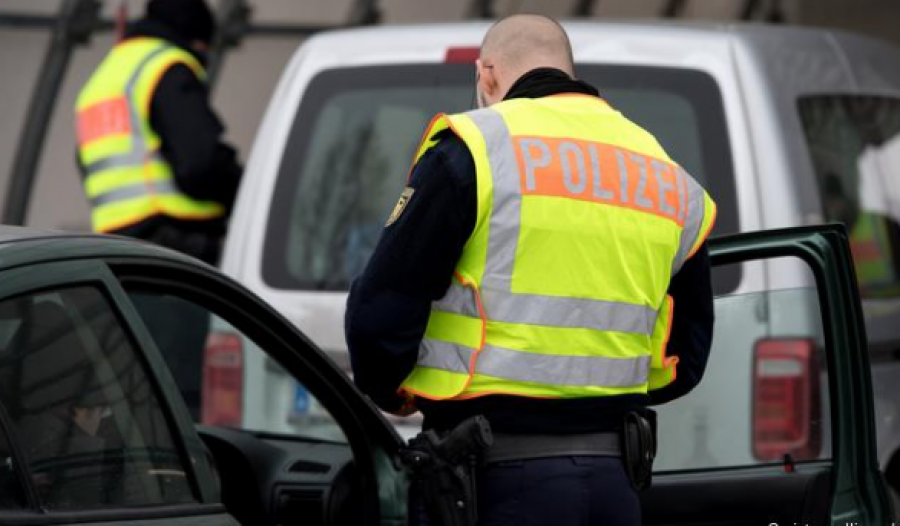 10 persona nga Kosova pa leje qëndrimi ndalohen nga Policia në Gjermani
