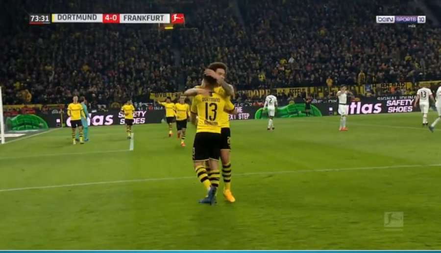 Dortmund fiton lehtë dhe bindshëm ndaj Frankurtit