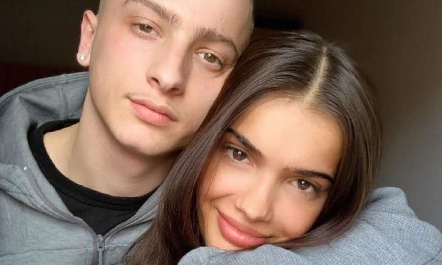 “Gruja jem”, Arbenita pranë Feros së zhveshur, uron Shën Valentinin