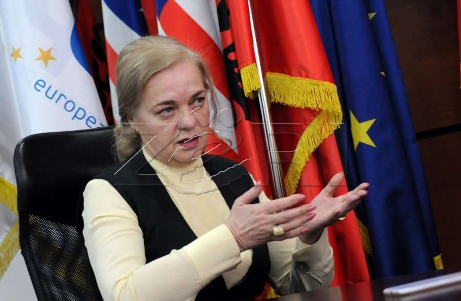 Gaxherri: Turp për partitë që temën e taksës e kthejnë në kauzë