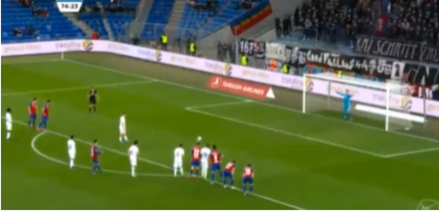Futbollisti nga Kosova vazhdon formën e mirë në Zvicër, shënon gol mjeshtëror nga penalltia