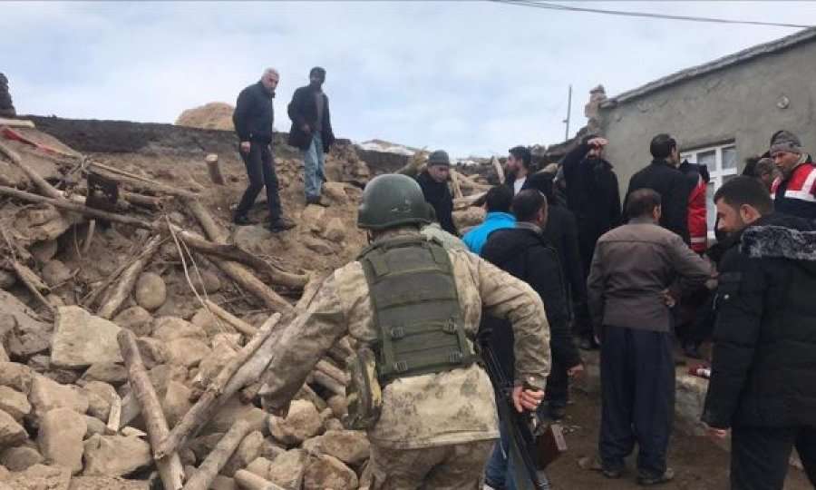 Turqia goditet nga tërmeti prej 5.7 shkallësh, 8 të vdekur