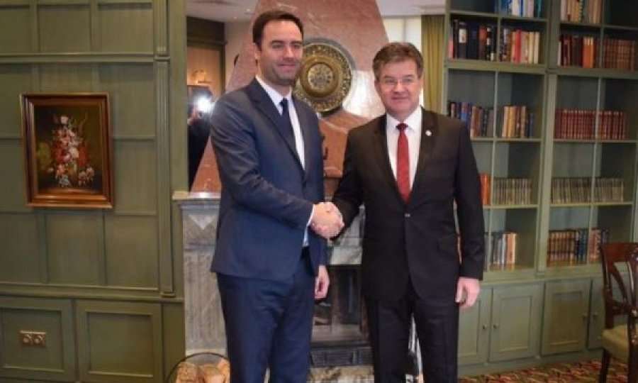Konjufca takon homologun sllovak, i thotë se pesë vendet e BE’së duhet ta njohin Kosovën