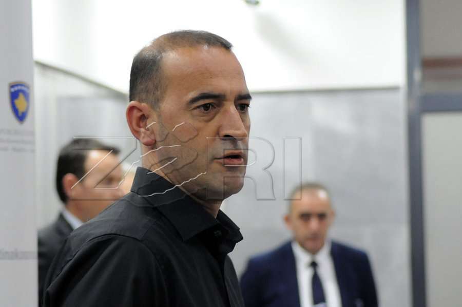AAK paralajmëron protesta kundër heqjes së taksës