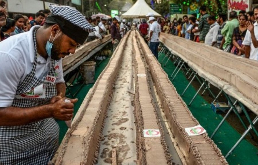 Tortë 6 kilometra e gjysmë! India thyen rekordin “Guinness”
