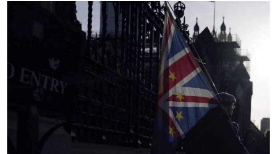 Disa kompani do të vuajnë nga Brexit, paralajmëron ministri britanik i Financave