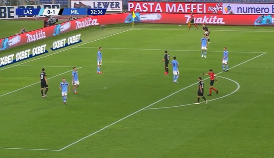 Penallti në ndeshjen Lazio - Milan, shënon Ibrahimovic