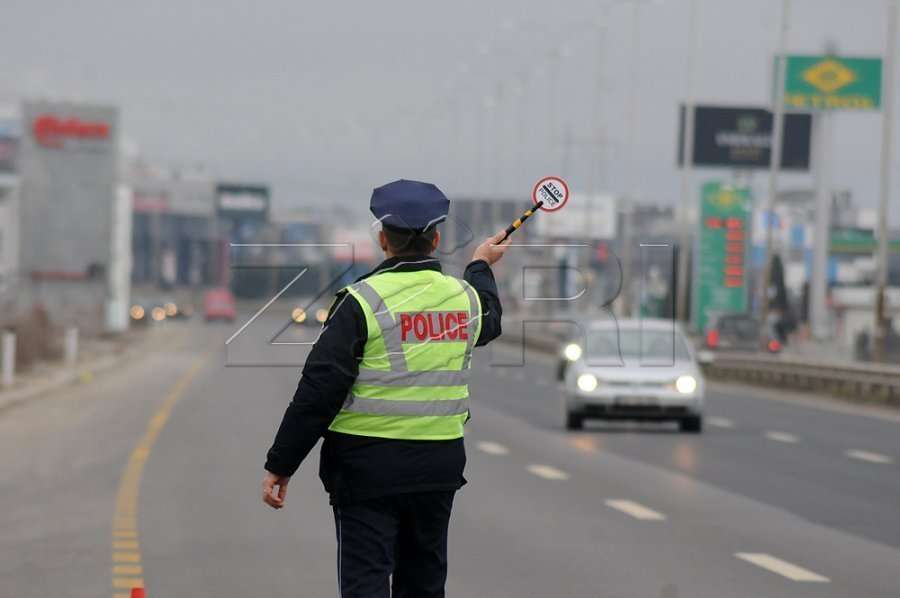 Brenda 24 orëve u shqiptuan 1118 tiketa trafiku