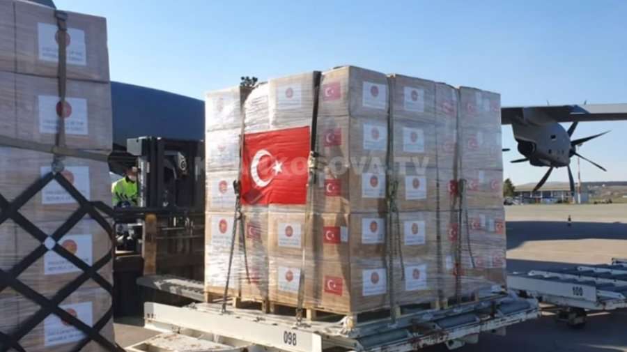 Turqia ka dërguar ndihma për të luftuar Covid-19 në 138 vende