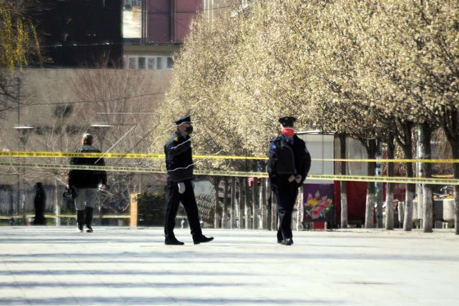 Policia arreston 12 persona që nuk respektuan masat për ndalim të lëvizjes