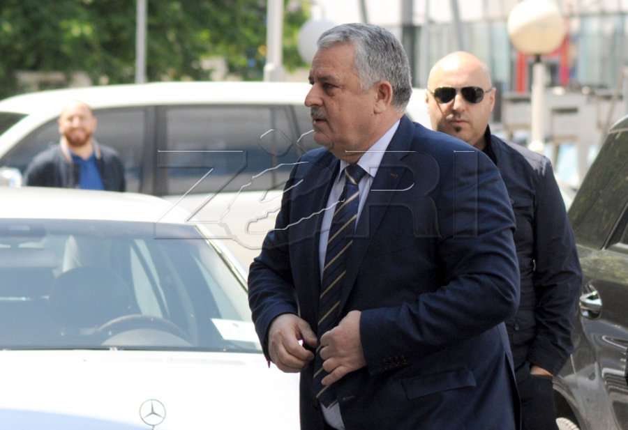 Veliu: S'duam të vendosin diktat, duhet të mësohemi të jetojmë me koronavirusin