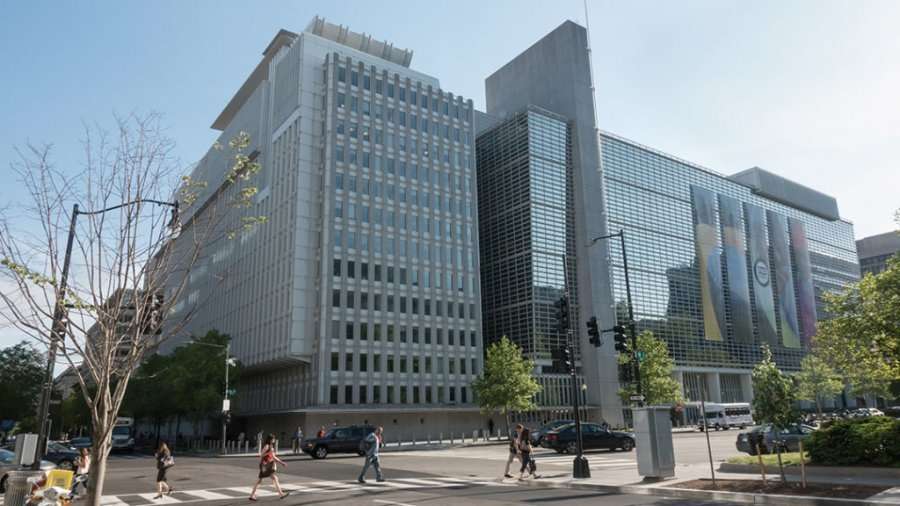 Banka Botërore mbështet ministrin Reçica për reformat ndërmarra