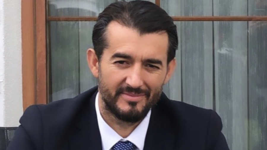 Labinot Tahiri zotohet se do të organizojë “Darkën e Gurbetqarit” në Ferizaj këtë verë