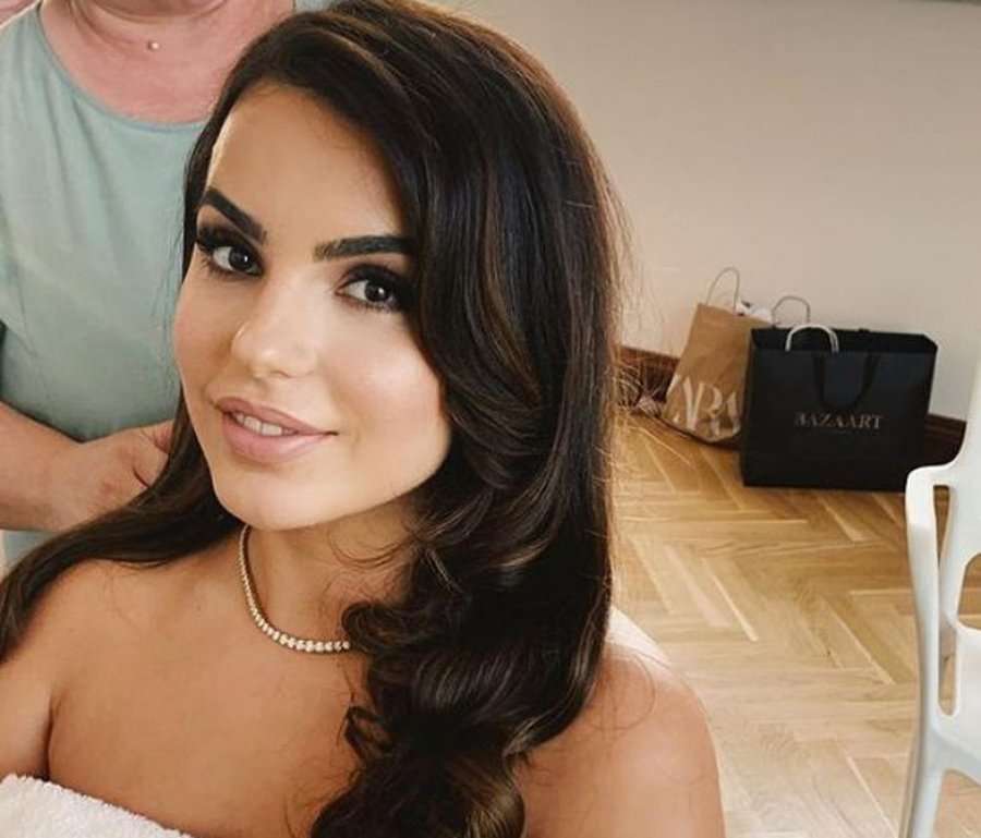 Surpriza e ditëlindjes për Armina Mevlanin