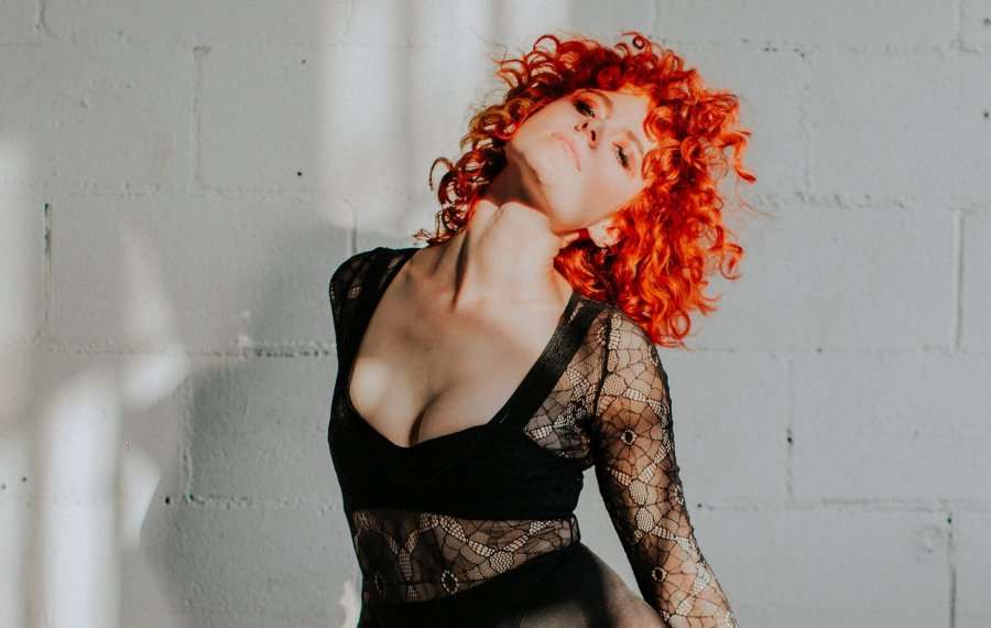 Këngët më të reja të kësaj jave nga Kiesza, Jorja Smith, Dalai Lama e Sia