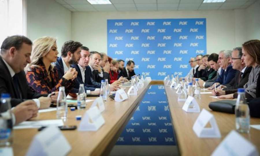 PDK thotë se VV e LDK braktisën qytetarët, kërkon që të ndihmohet urgjent sektori privat